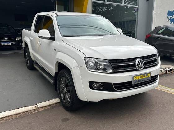 VOLKSWAGEN AMAROK 2.0 HIGHLINE 4X4 CD 16V TURBO INTERCOOLER DIESEL 4P AUTOMÁTICO VOLKSWAGEN AMAROK 2.0 HIGHLINE 4X4 CD 16V TURBO INTERCOOLER DIESEL 4P AUTOMÁTICO